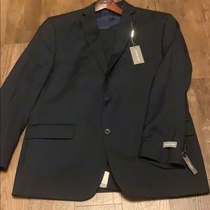 NWT! Men’s Michael Kors Suit